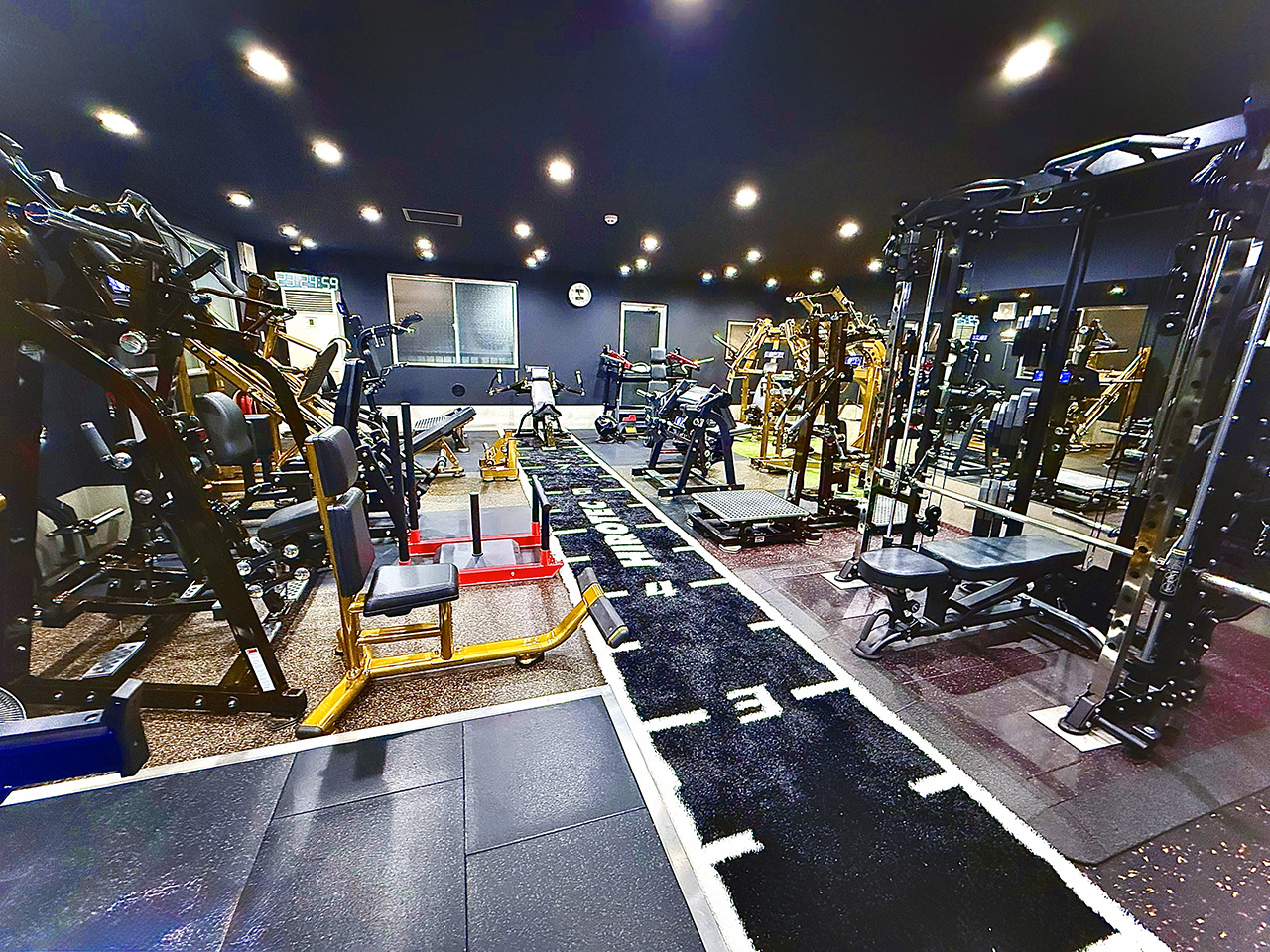 葛飾区新小岩のパーソナルトレーニング よろづやgym(ジム)